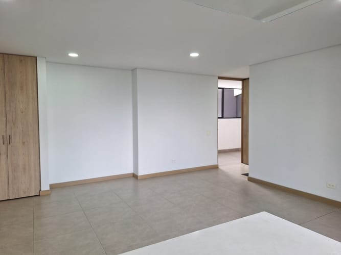 Apartamento de 3 alcobas en arriendo en Las Palmas, Medellín, 93 m² · foto 6 de 18