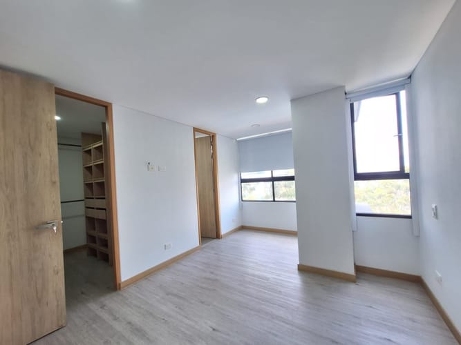 Apartamento de 3 alcobas en arriendo en Las Palmas, Medellín, 93 m² · foto 13 de 18