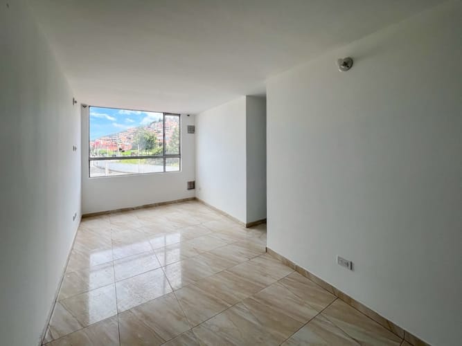 Apartamento de 3 alcobas en arriendo en San Antonio Norte, Bogotá, 40 m² · foto 2 de 16