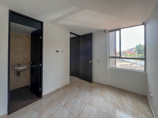 Apartamento de 3 alcobas en arriendo en San Antonio Norte, Bogotá, 40 m² · foto 13 de 16