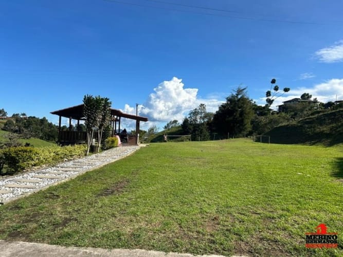 Casa de 4 alcobas en arriendo en Centro, Rionegro, 450 m² · foto 8 de 16