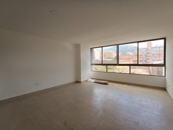 Apartamento de 3 alcobas en arriendo en Belén, Medellín, 110 m² · foto 5 de 24