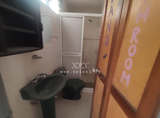 Casa de 4 alcobas en arriendo en Manila, Medellín, 350 m² · foto 7 de 12