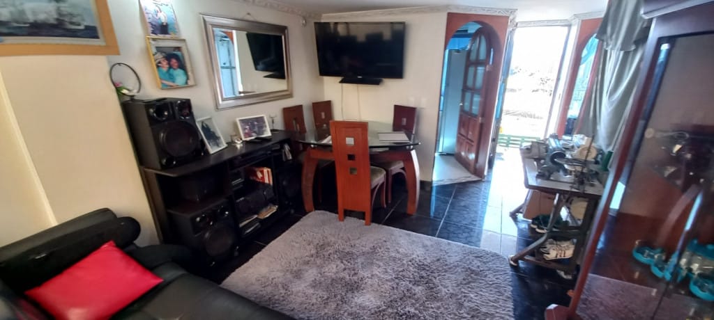 Casa de 8 alcobas en venta en Kennedy Central, Bogotá, 280 m² · foto 6 de 22