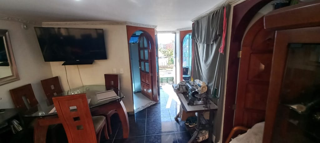 Casa de 8 alcobas en venta en Kennedy Central, Bogotá, 280 m² · foto 19 de 22