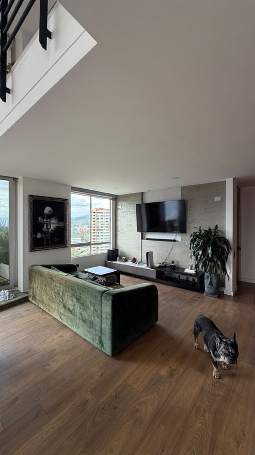 Apartamento de 3 alcobas en venta en El Tesoro, Medellín, 170 m² · foto 2 de 20