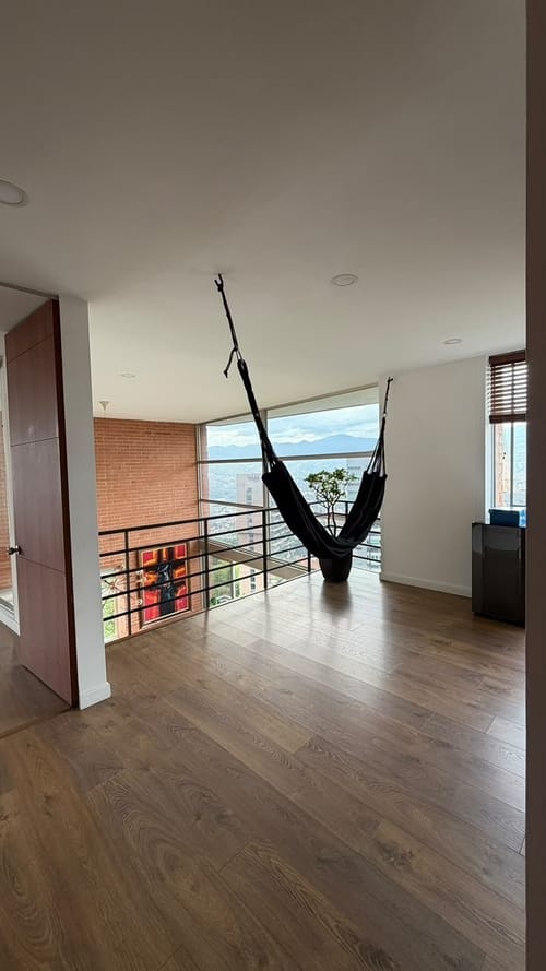 Apartamento de 3 alcobas en venta en El Tesoro, Medellín, 170 m² · foto 4 de 20