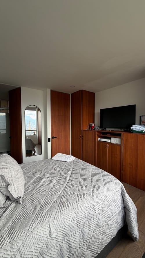 Apartamento de 3 alcobas en venta en El Tesoro, Medellín, 170 m² · foto 6 de 20