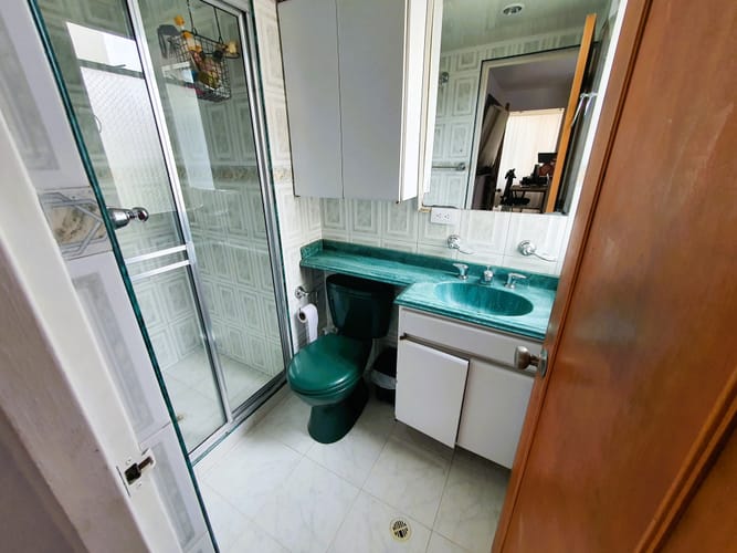 Apartamento de 3 alcobas en venta en Santa Teresa, Bogotá, 65 m² · foto 5 de 16