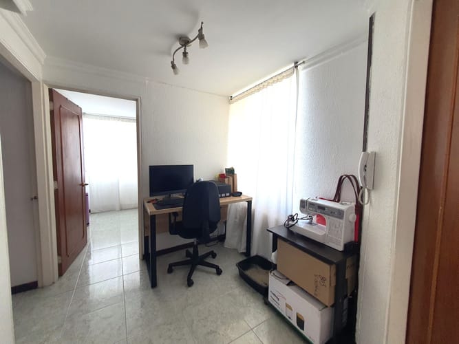 Apartamento de 3 alcobas en venta en Santa Teresa, Bogotá, 65 m² · foto 9 de 16