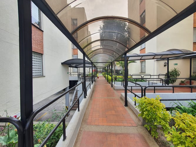 Apartamento de 3 alcobas en venta en Santa Teresa, Bogotá, 65 m² · foto 14 de 16