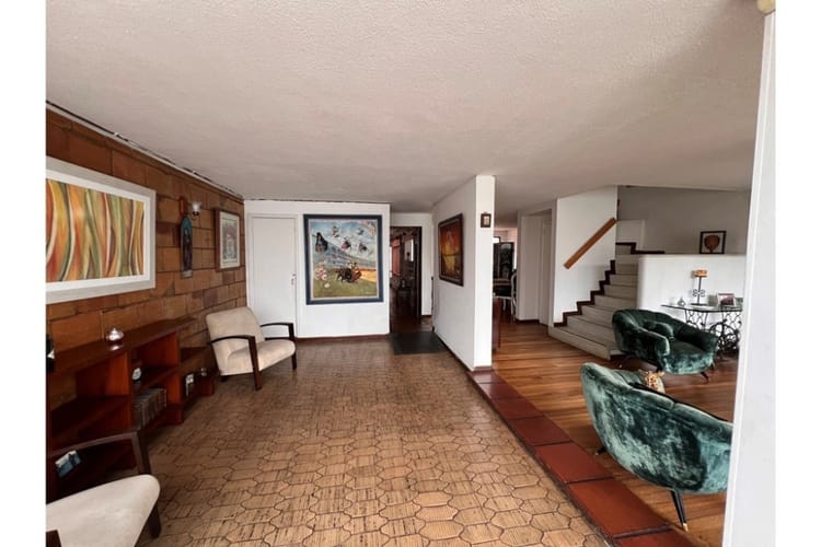 Casa de 6 alcobas en venta en La Castellana, Bogotá, 226 m² · foto 4 de 15