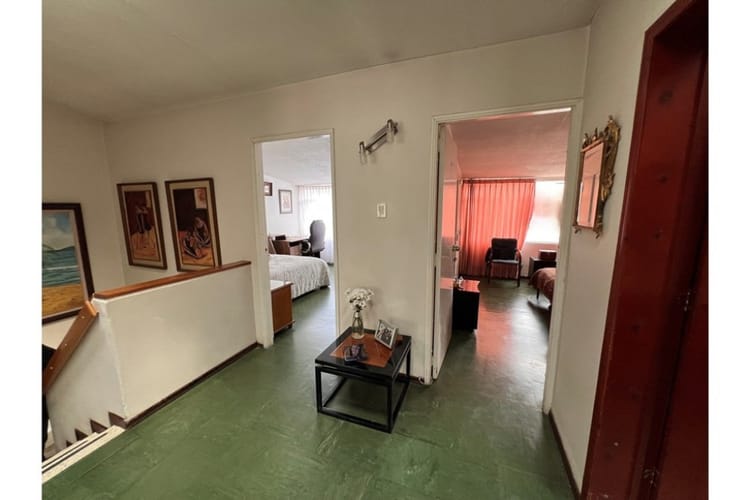Casa de 6 alcobas en venta en La Castellana, Bogotá, 226 m² · foto 14 de 15