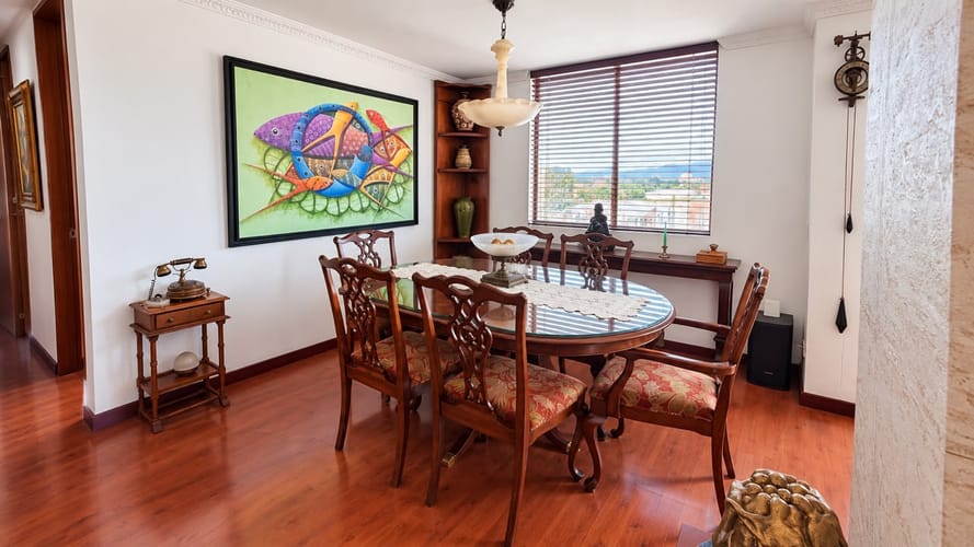 Apartamento de 3 alcobas en venta en Ciudad Salitre, Bogotá, 145 m² · foto 3 de 24