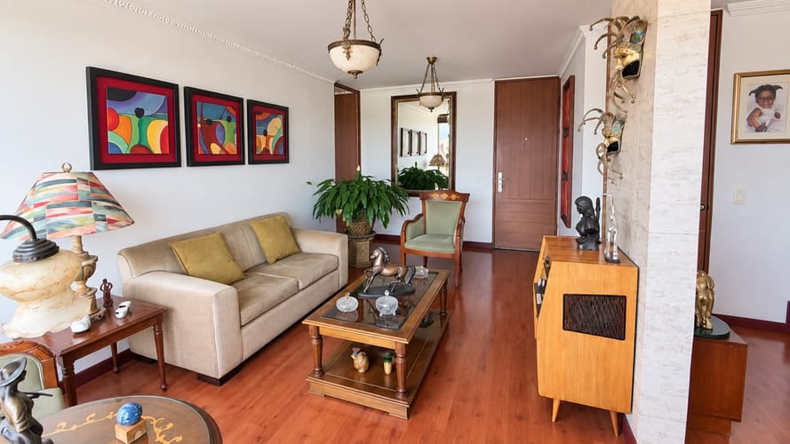 Apartamento de 3 alcobas en venta en Ciudad Salitre, Bogotá, 145 m² · foto 7 de 24