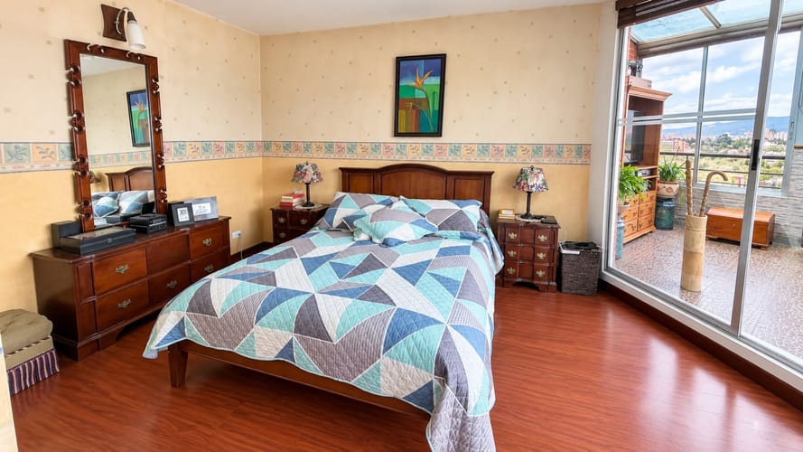 Apartamento de 3 alcobas en venta en Ciudad Salitre, Bogotá, 145 m² · foto 17 de 24