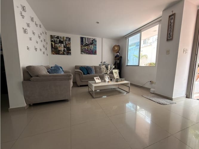 Casa de 3 alcobas en venta en Ciudad Jardin, Barranquilla, 127 m² · foto 2 de 24