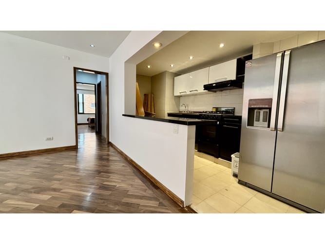 Apartamento de 2 alcobas en arriendo en Chico, Bogotá, 76 m² · foto 4 de 13