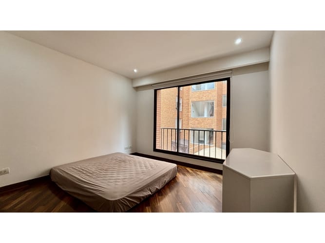 Apartamento de 2 alcobas en arriendo en Chico, Bogotá, 76 m² · foto 6 de 13