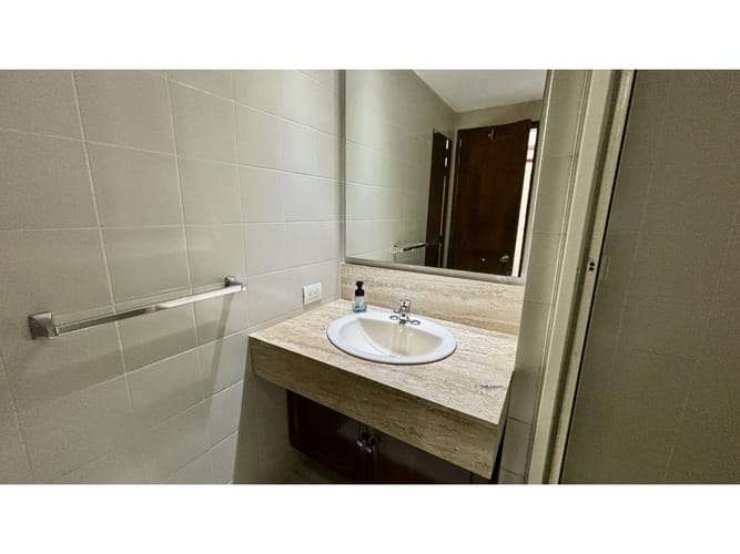 Apartamento de 2 alcobas en arriendo en Chico, Bogotá, 76 m² · foto 10 de 13