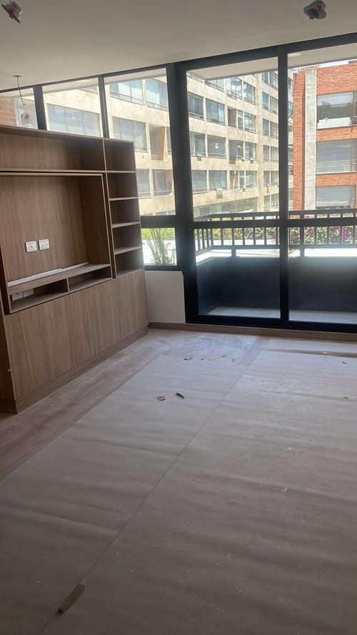 Apartaestudio en venta en Chico Norte, Bogotá, 43 m² · foto 3 de 7