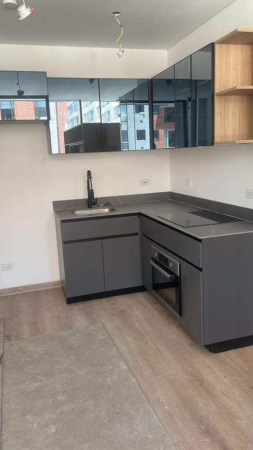 Apartaestudio en venta en Chico Norte, Bogotá, 43 m² · foto 7 de 7