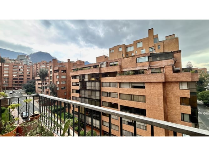 Apartamento de 3 alcobas en venta en Chapinero, Bogotá, 186 m² · foto 10 de 21