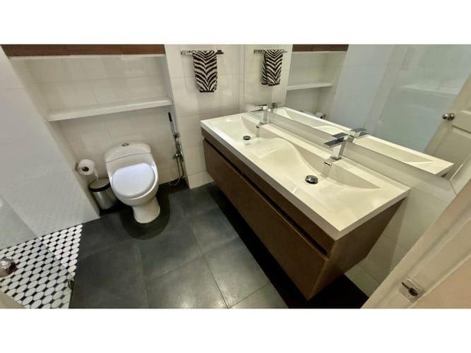 Apartamento de 3 alcobas en venta en Chapinero, Bogotá, 186 m² · foto 13 de 21
