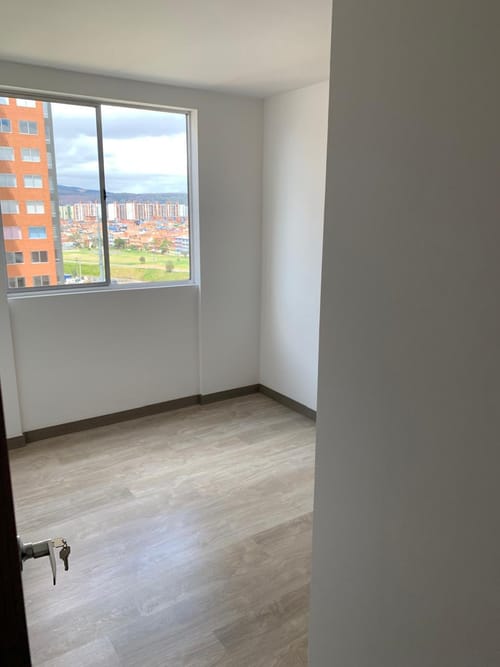 Apartamento de 3 alcobas en venta en Américas Central, Bogotá, 63 m² · foto 6 de 19