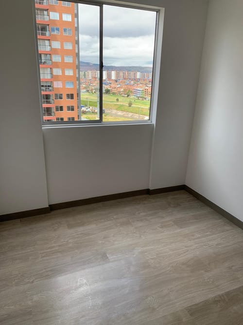 Apartamento de 3 alcobas en venta en Américas Central, Bogotá, 63 m² · foto 9 de 19