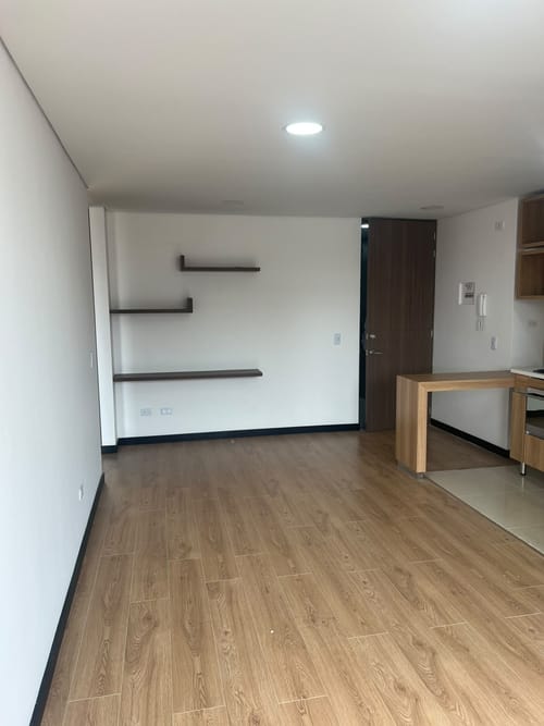 Apartamento de 2 alcobas en venta en Alhambra, Bogotá, 61 m² · foto 4 de 14