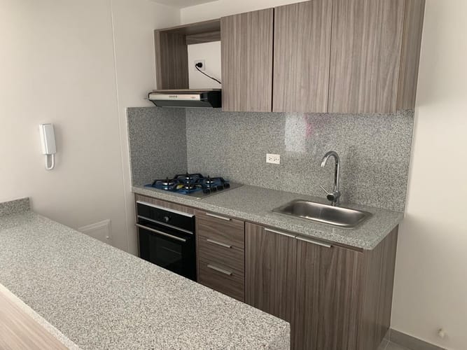 Apartamento de 3 alcobas en venta en Américas Central, Bogotá, 63 m² · foto 14 de 19