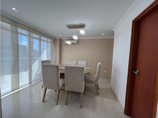 Apartamento de 3 alcobas en venta en Ciudad Jardin, Barranquilla, 128 m² · foto 3 de 11
