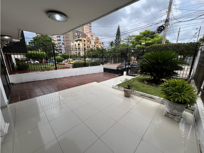 Casa de 3 alcobas en venta en Ciudad Jardin, Barranquilla, 224 m² · foto 2 de 24