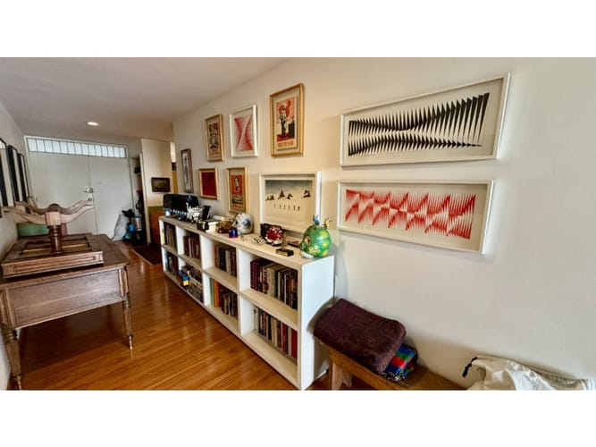 Apartamento de 3 alcobas en venta en Los Rosales, Bogotá, 191 m² · foto 7 de 21