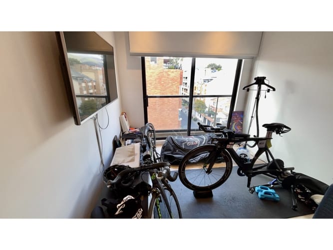 Apartamento de 2 alcobas en arriendo en Chicó Alto, Bogotá, 102 m² · foto 15 de 18