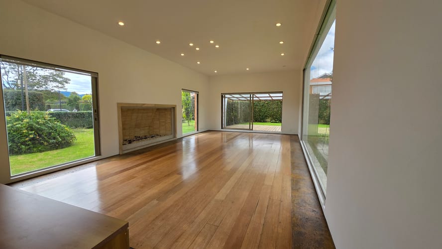 Casa de 3 alcobas en venta en Casa Blanca, Bogotá, 330 m² · foto 3 de 20