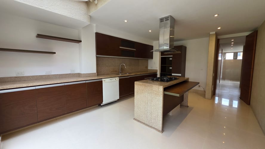 Casa de 3 alcobas en venta en Casa Blanca, Bogotá, 330 m² · foto 7 de 20