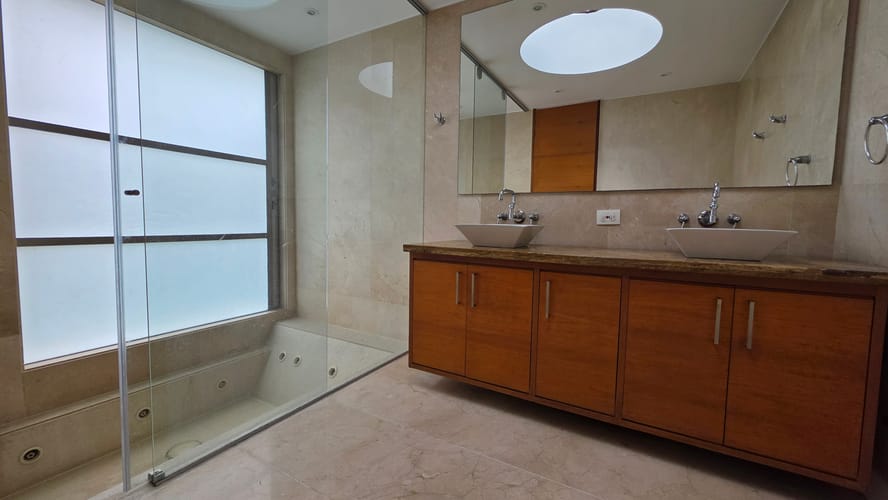 Casa de 3 alcobas en venta en Casa Blanca, Bogotá, 330 m² · foto 13 de 20
