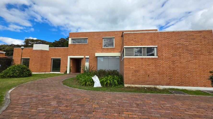 Casa de 3 alcobas en venta en Casa Blanca, Bogotá, 330 m² · foto 18 de 20