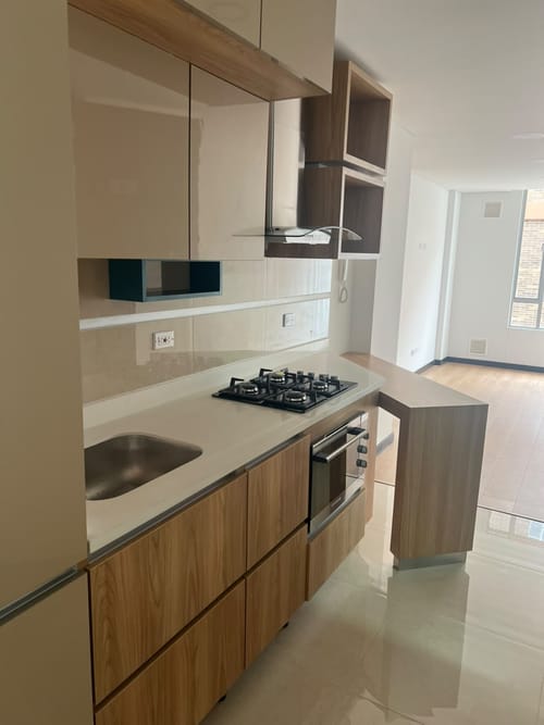 Apartaestudio en venta en Alhambra, Bogotá, 37 m² · foto 3 de 15