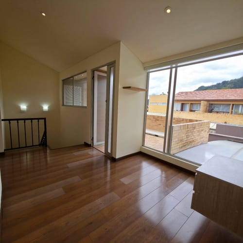 Casa de 4 alcobas en venta en Canelon, Cajicá, 236 m² · foto 10 de 19
