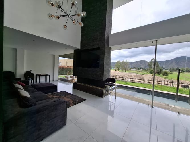 Casa de 6 alcobas en venta en Siberia, Cota, 780 m² · foto 6 de 24