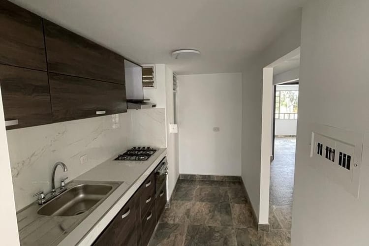 Apartamento de 3 alcobas en venta en Cedritos, Bogotá, 63 m² · foto 2 de 8