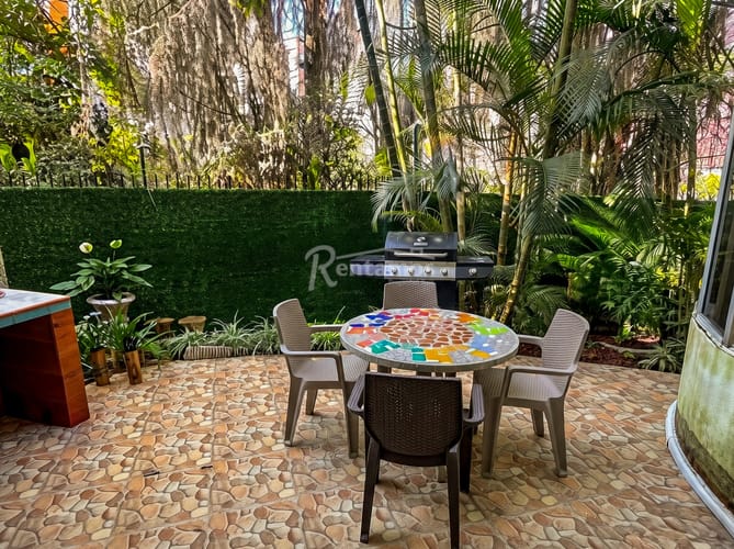 Casa de 6 alcobas en venta en San Jose, Envigado, 418 m² · foto 4 de 20