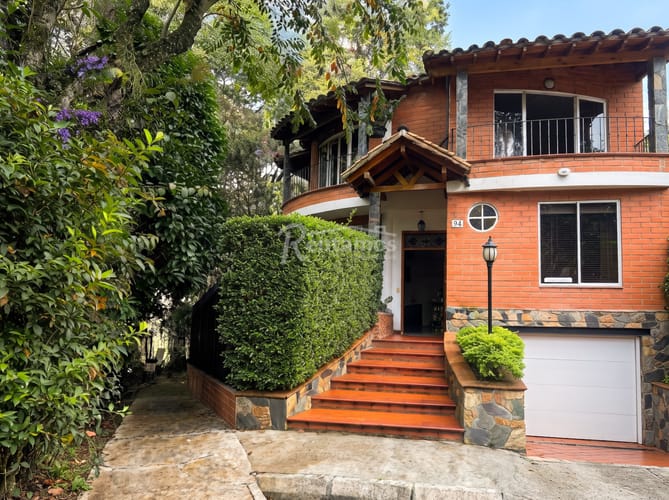Casa de 6 alcobas en venta en San Jose, Envigado, 418 m² · foto 14 de 20