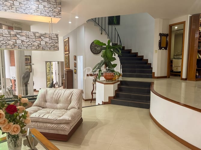 Casa de 6 alcobas en venta en San Jose, Envigado, 418 m² · foto 18 de 20