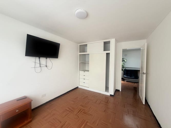 Casa de 13 alcobas en venta en Engativá, Bogotá, 347 m² · foto 15 de 24