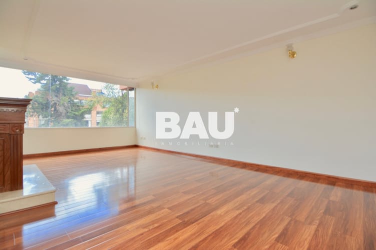 Apartamento de 3 alcobas en venta en Santa Barbara Central, Bogotá, 175 m² · foto 5 de 23