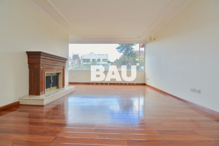 Apartamento de 3 alcobas en venta en Santa Barbara Central, Bogotá, 175 m² · foto 6 de 23